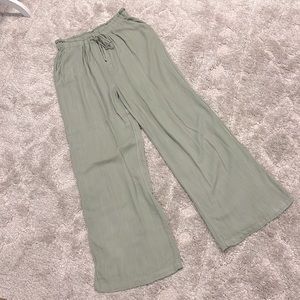 Thread & Supply Sage Green Wide Leg Pants size Large